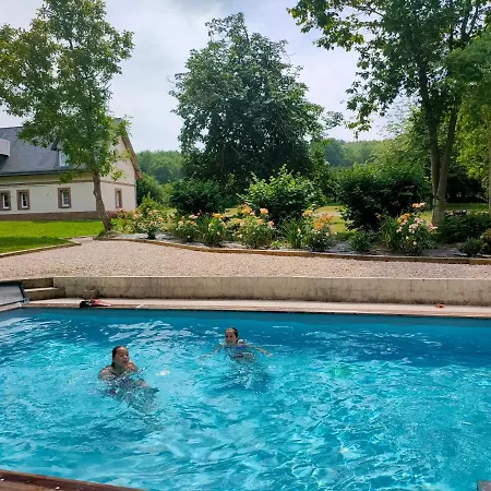 Le Clos Bel Ami D'hotes Avec Piscine