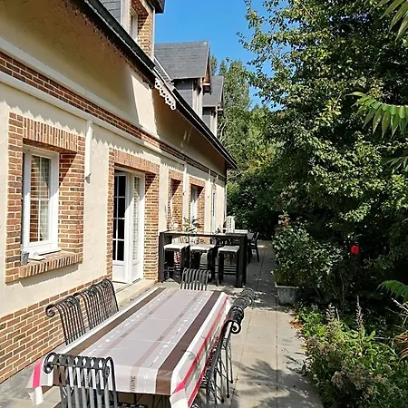 Le Clos Bel Ami D'hotes Avec Piscine Bec-de-Mortagne