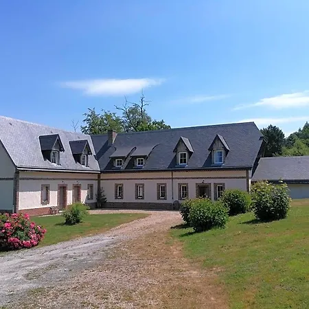 Le Clos Bel Ami D'hotes Avec Piscine فندق مبيت وإفطار 3*