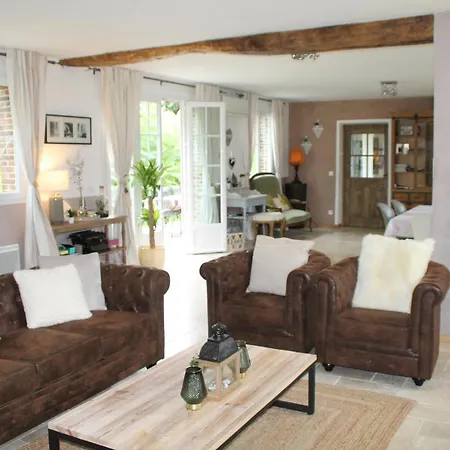 Le Clos Bel Ami D'hotes Avec Piscine 3*